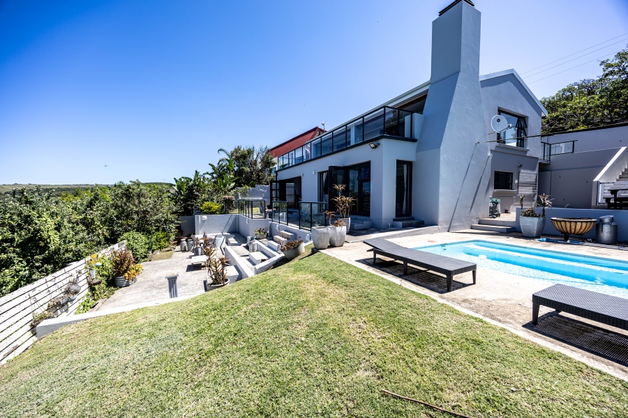 7 Bedroom Property for Sale in Cintsa East Eastern Cape
